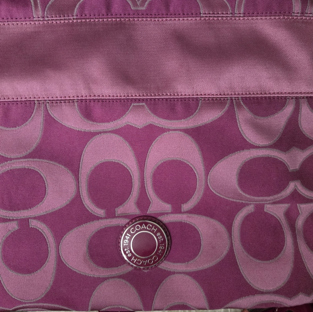 Coach Pink Crossbody/Shoulder Bag - Picture 2 of 9